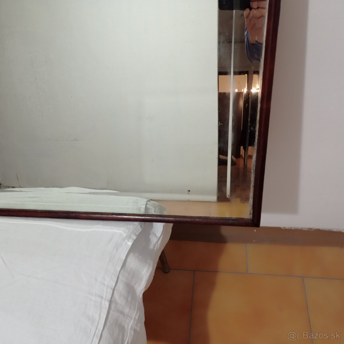 Starožiné fazetované zrkadlo v ráme 910 x 545 mm - 2