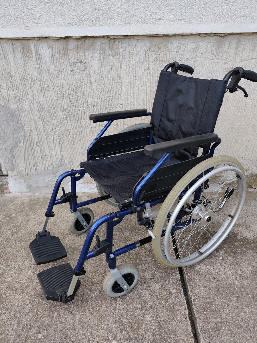 Skladací invalidný vozík - 2