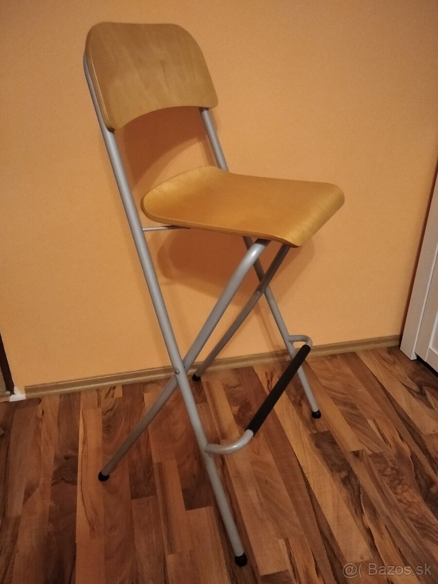 Vysoka barova stolicka - 2