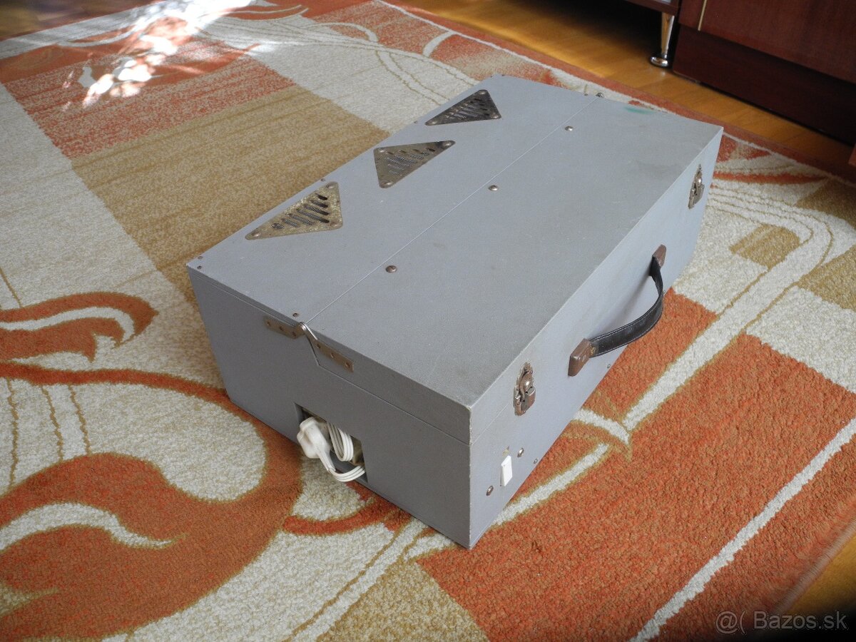 varhany DELICIA 700 - 2