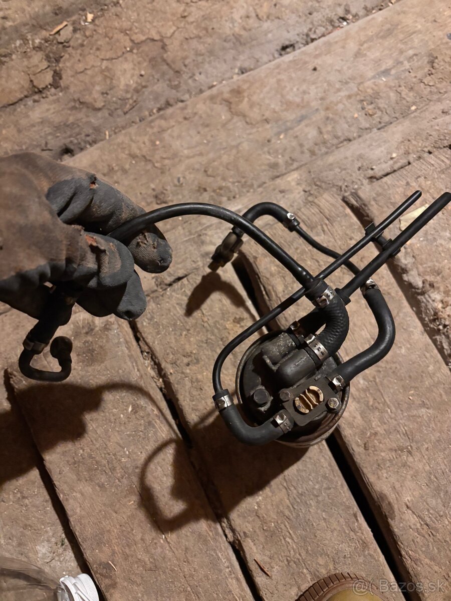 Vrch pre palivový filter - B5 1.9 TDi 81kw - 2