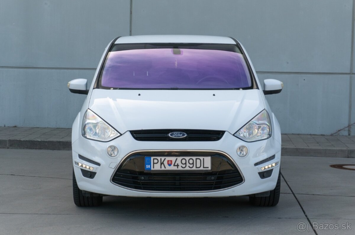 Ford S-Max 2.0 TDCi DPF Titanium A/T - 2