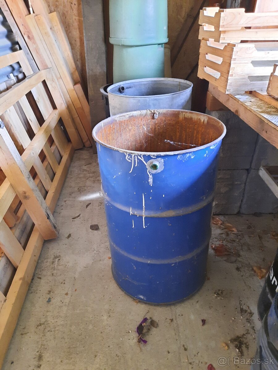 Plechové sudy - 2