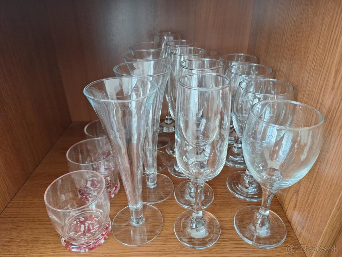 Sklenené poháre - 2