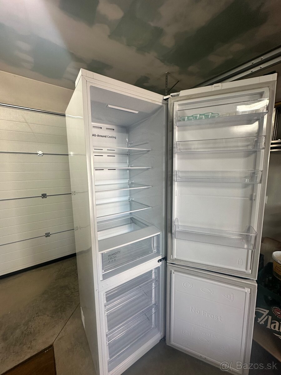 Chladnička Samsung RL38T600CWW - 2