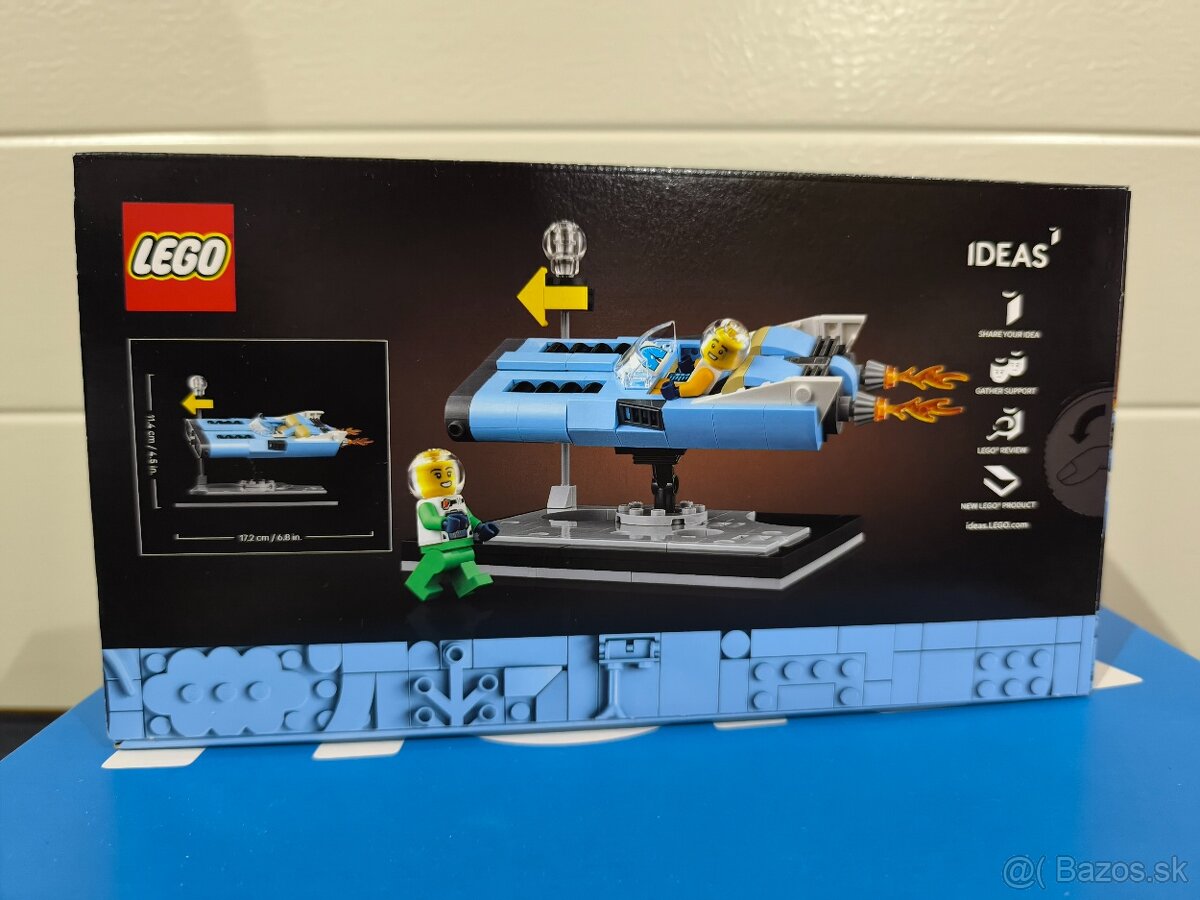 40789 Flying Moon Car - 2