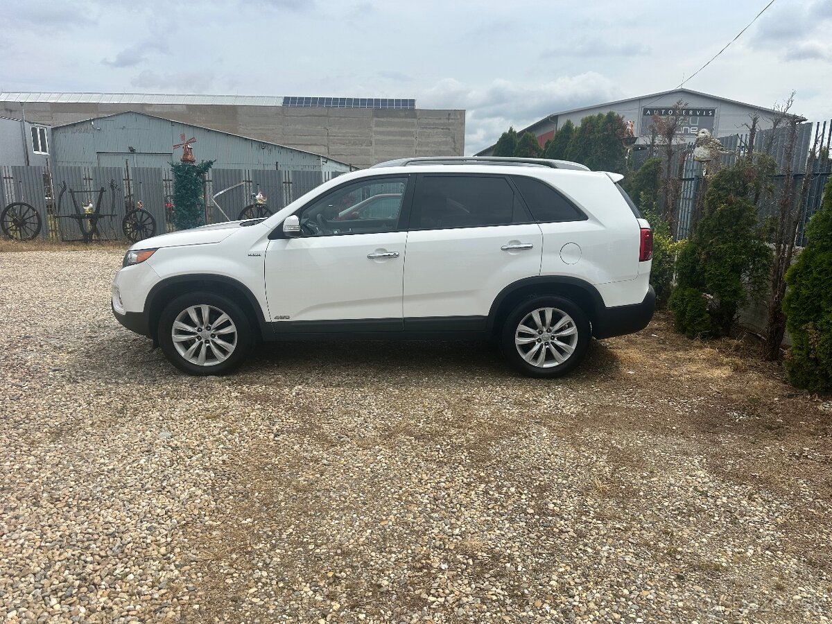 Kia Sorento Limited 4x4 - 2