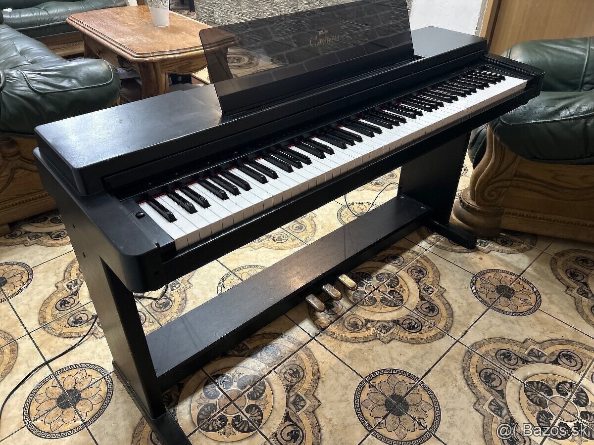 Yamaha Clavinova CLP-650 - 2