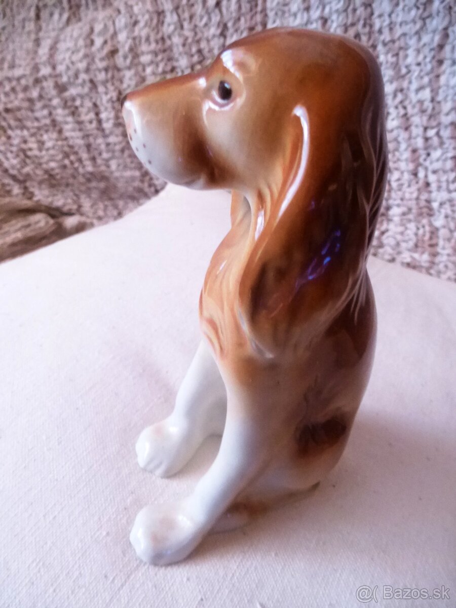 porcelánovú sošku psíka signovaný ROYAL DUX - 2