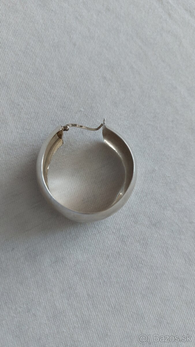 Kúpim takúto naušnicu popr.pár - 2