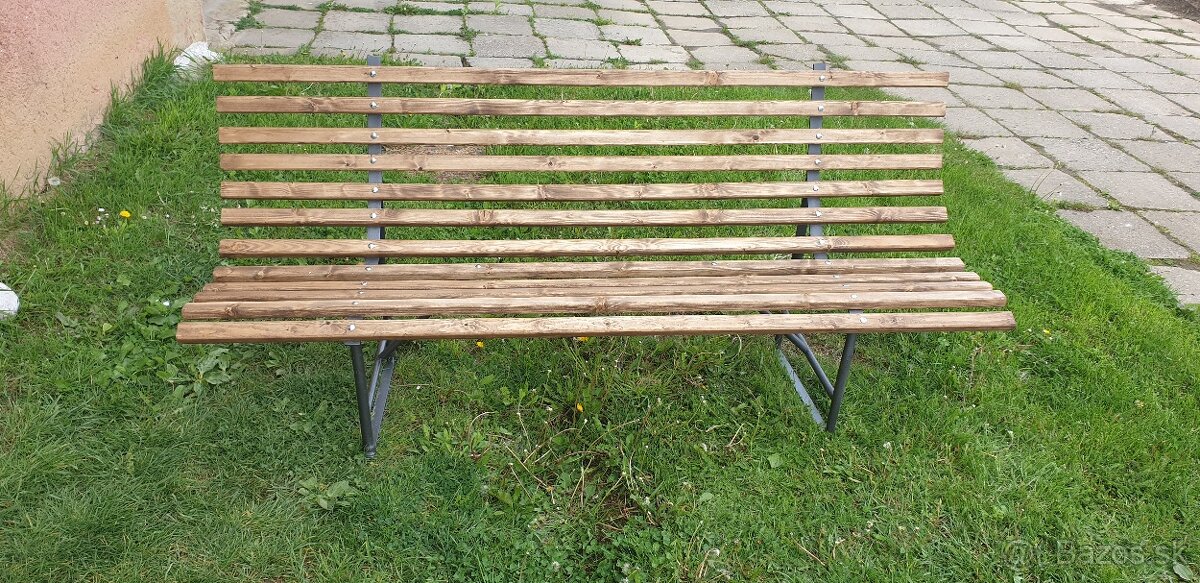 Zahradna lavička - 2