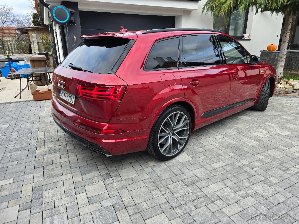 Audi sq7 keramické brzdy 7 miestna 2018 - 2