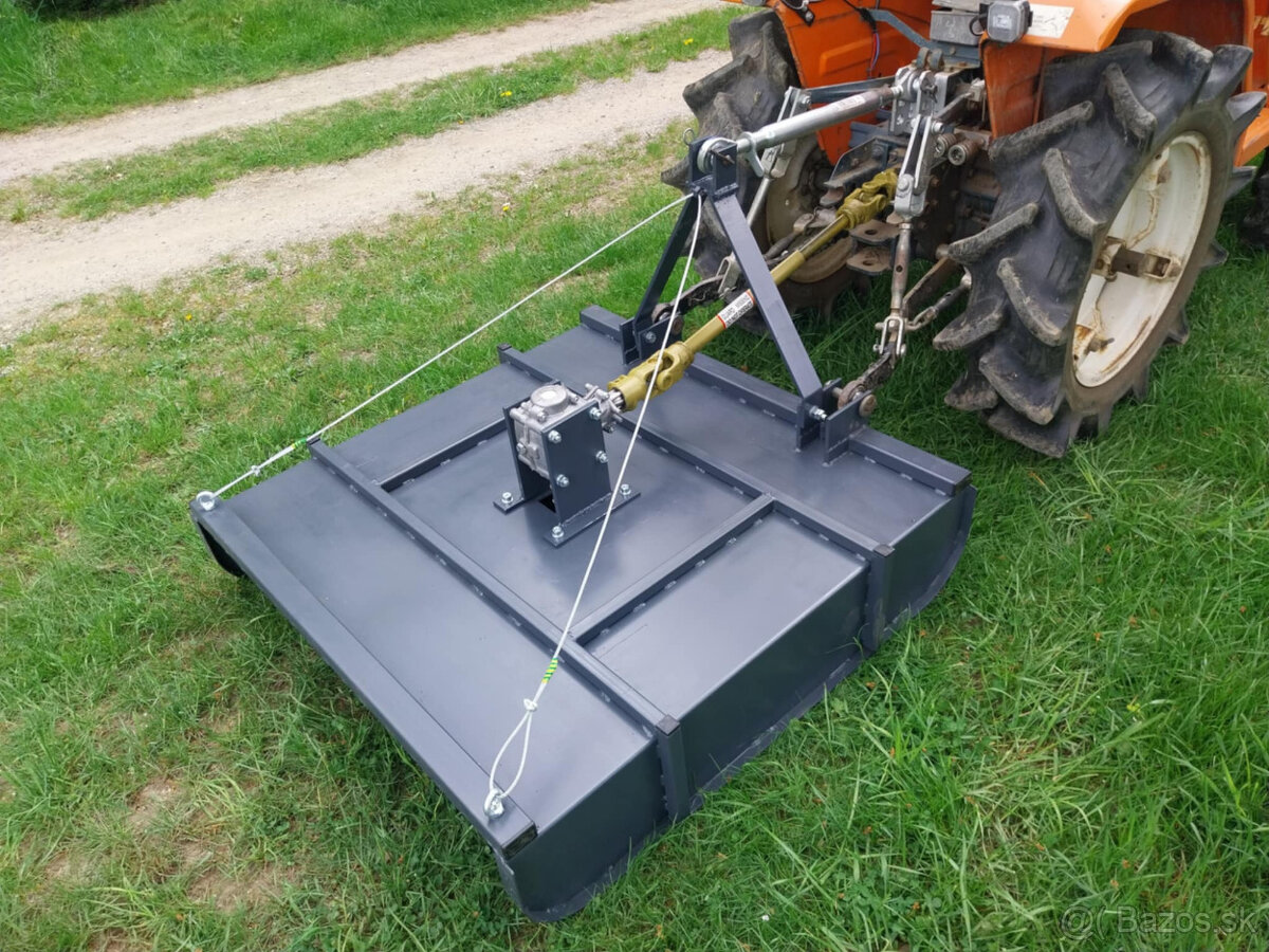 Nožový mulčovač. - 2