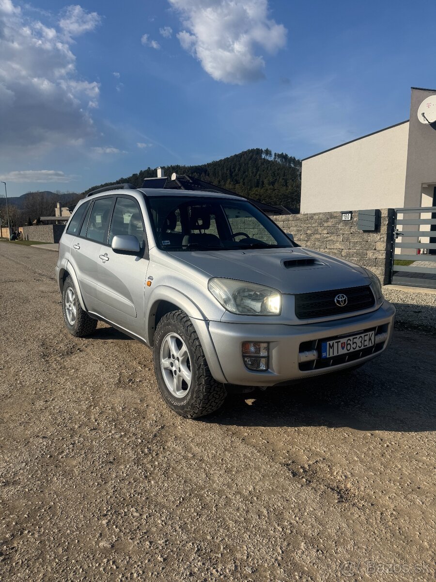 TOYOTA RAV4 - 2