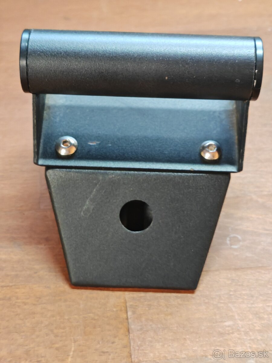 Drziak Honda forza - 2