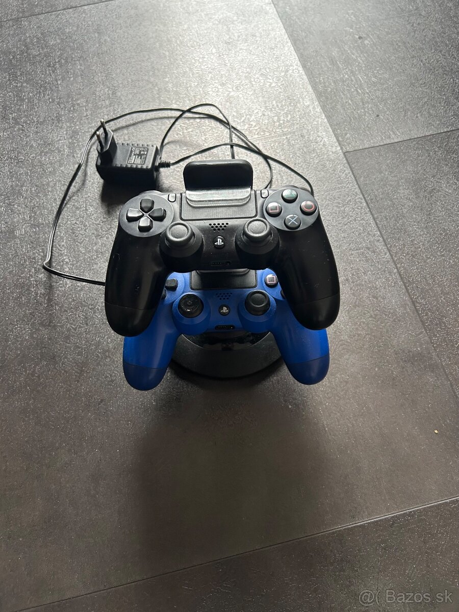 Play Station 4 Pro 1 TB, dock + držiak na stenu - 2