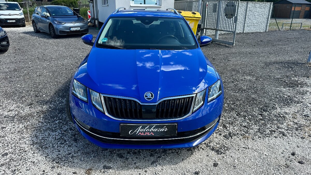 Škoda Octavia Combi 2.0 TDI Team DSG - 2