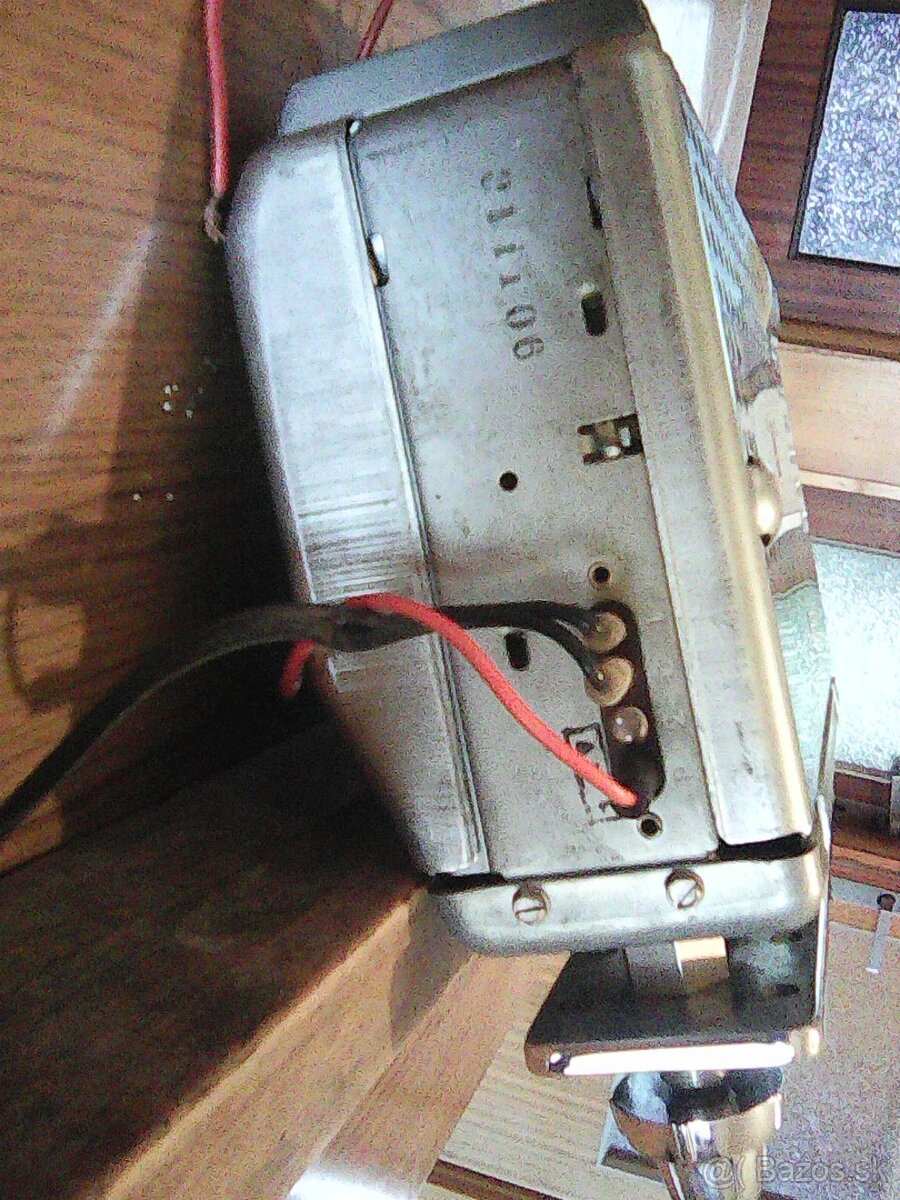 Autoradia na veterana. - 2