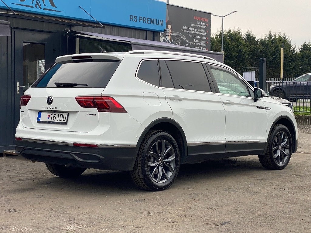 Volkswagen Tiguan 2.0 TDI EVO Elegance 4Motion DSG - 2
