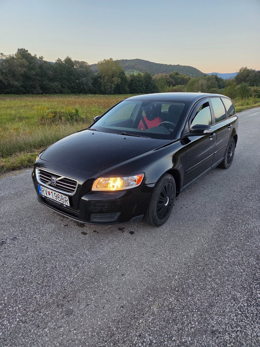 Volvo v50 1,6D - 2