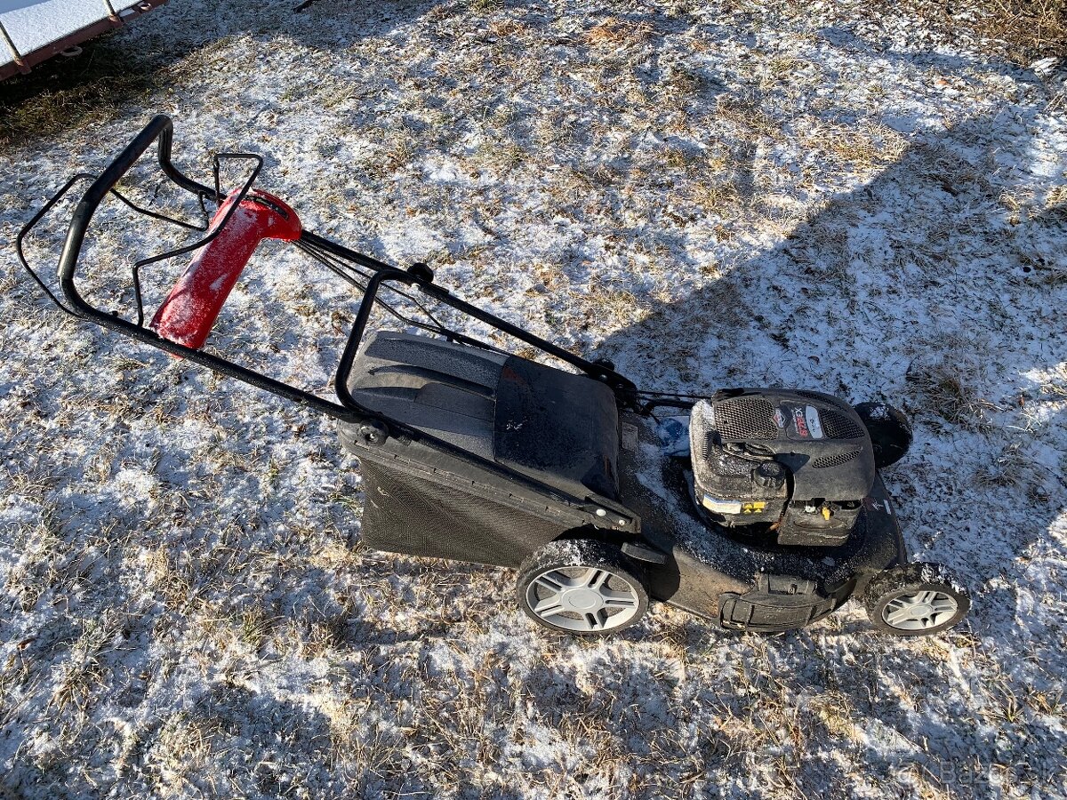 Briggs & Stratton kosacka - 2