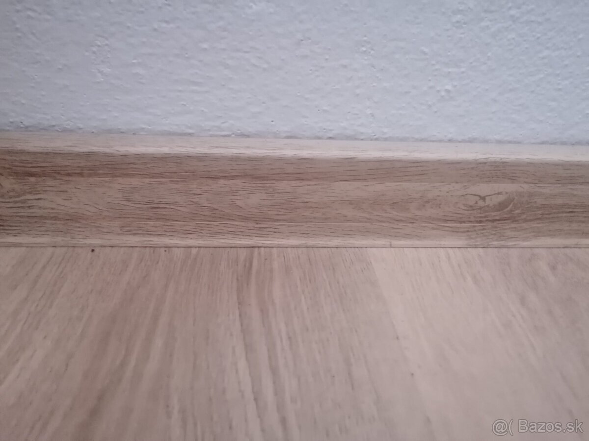 Podlahova lišta PVC Esquero Duo 658 dub jantár - 2