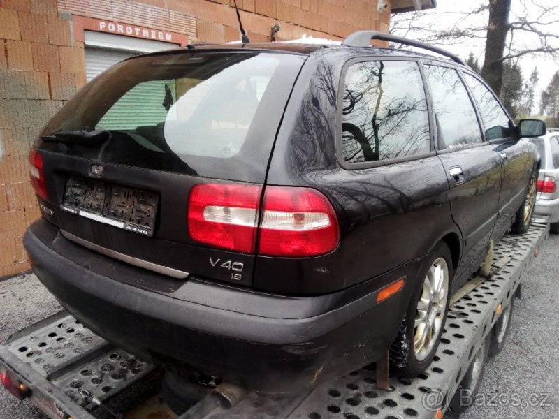 Volvo V40 1.8i - 2