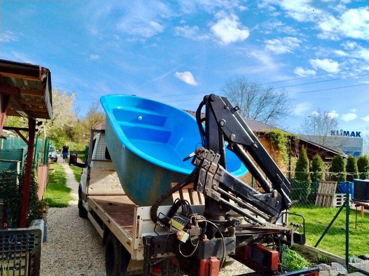 Auto s Hydraulickou rukou - 2