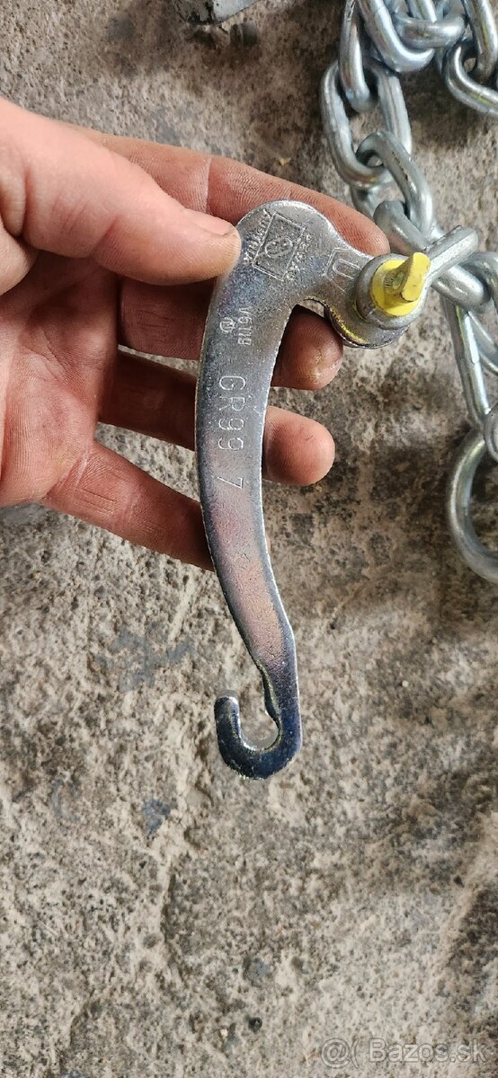 Snežné retaze na LKW alebo stavebný stroj - 2