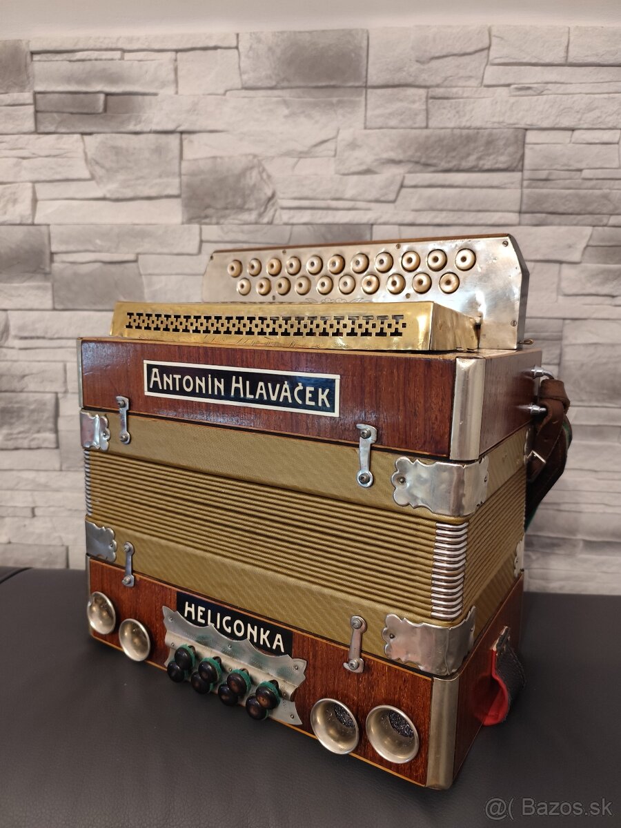 Heligonka Antonin Hlavaček tonacja cf - 2