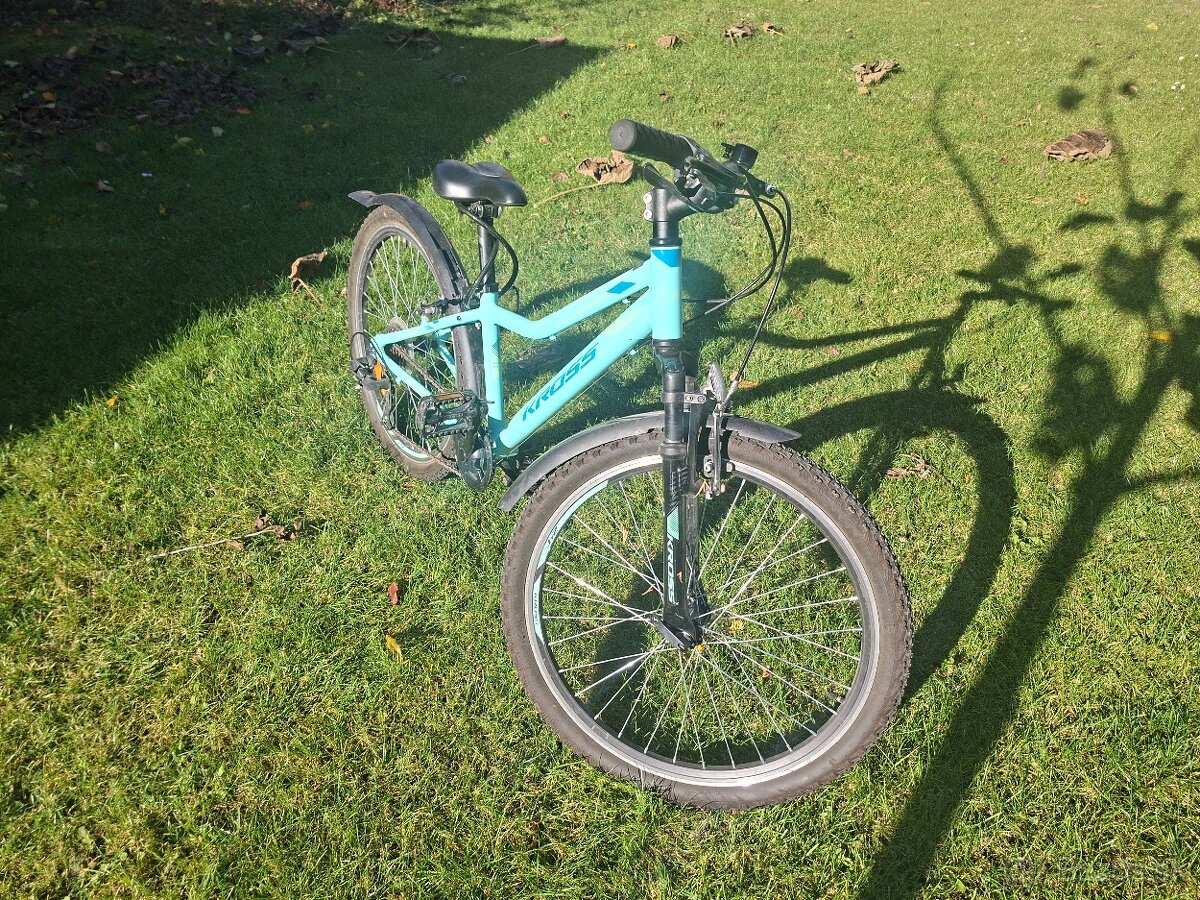 Predám dievčenský bicykel 24-pal. kolesá, pre 125 - 145 cm - 2