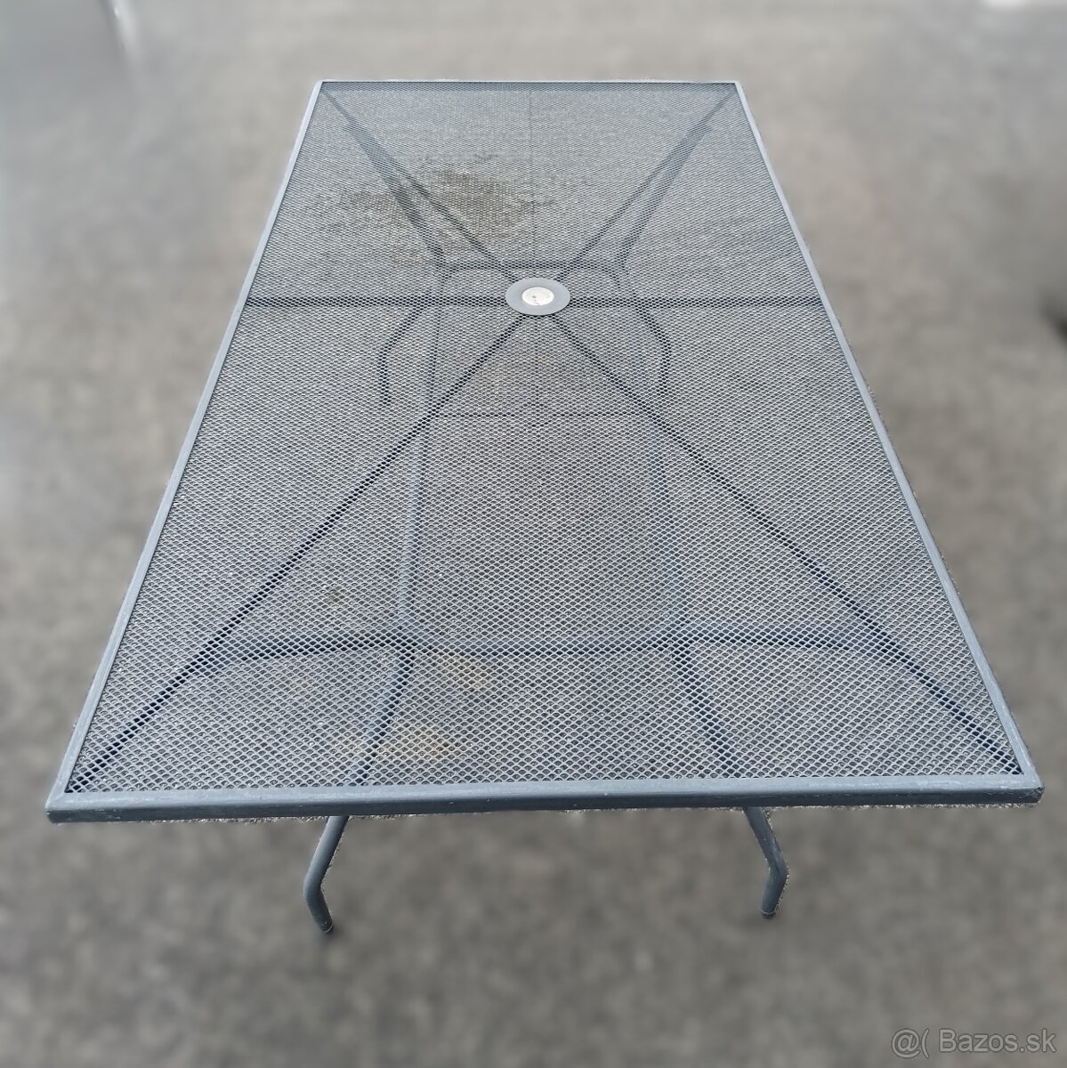 Kovový stôl - 2