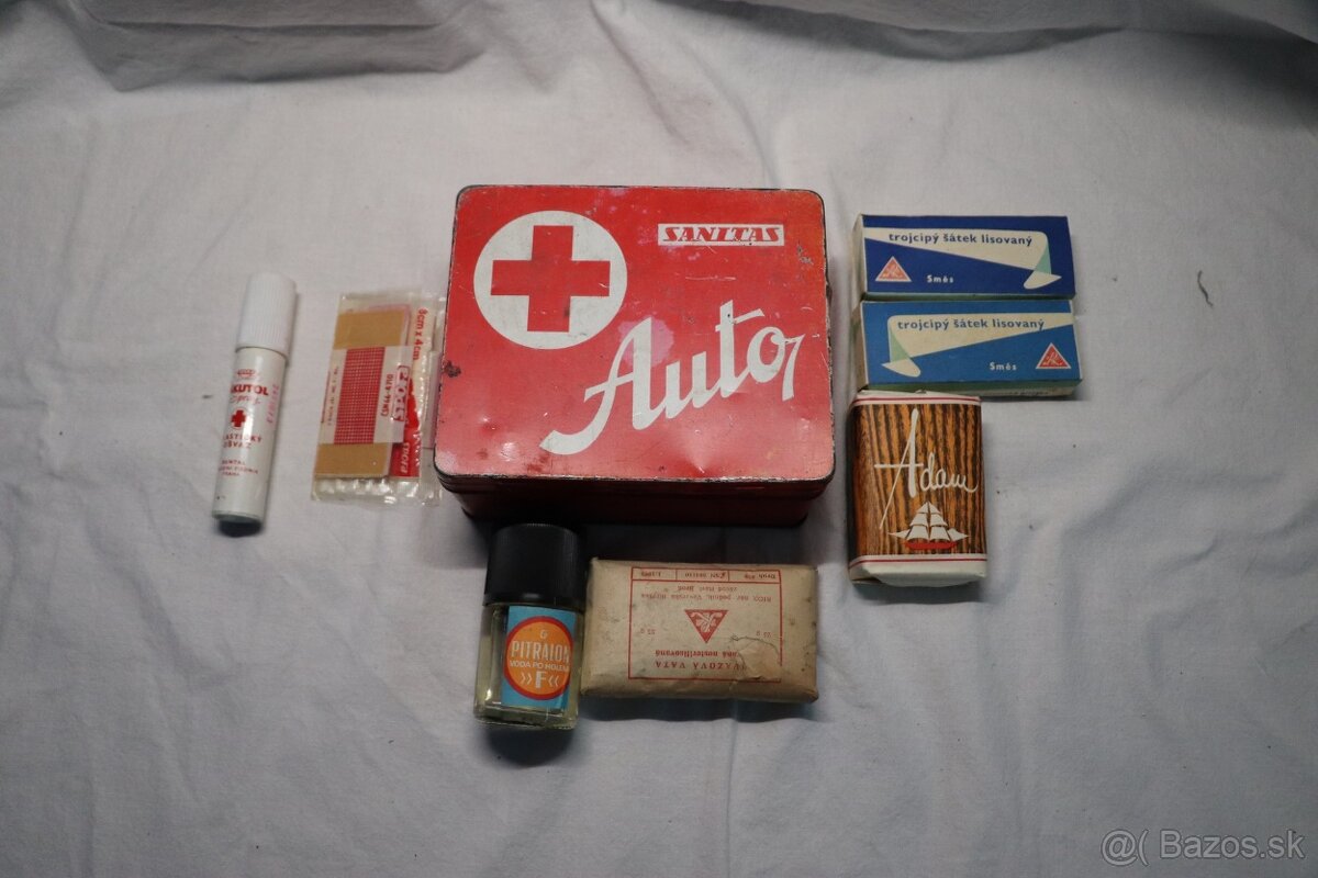 Retro auto lekárnička - 2