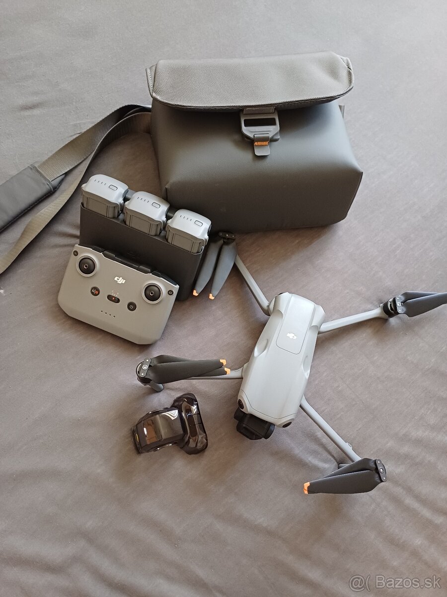 Dji air 3 fly more combo - 2