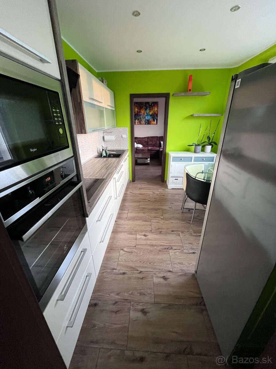 Prenájom 4-izbový byt s loggiou, Sídlisko III, Prešov - 2