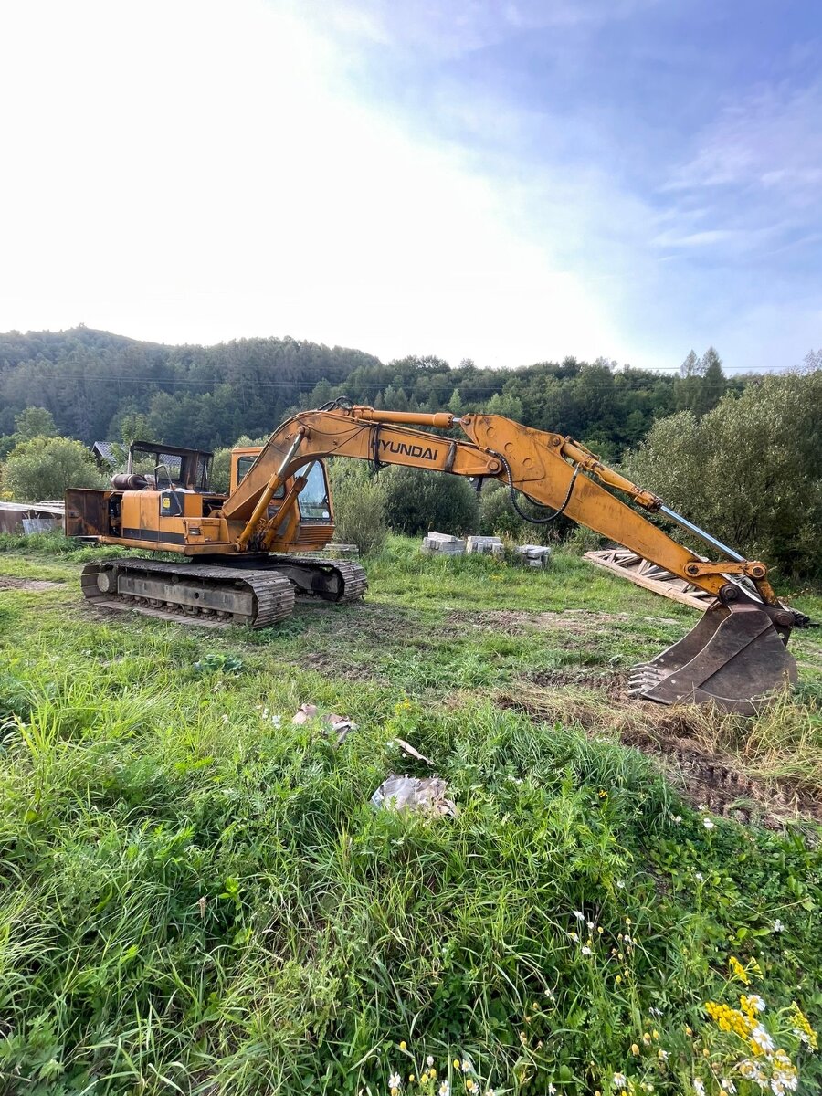 Pásový bager Hyundai 130LC - 2