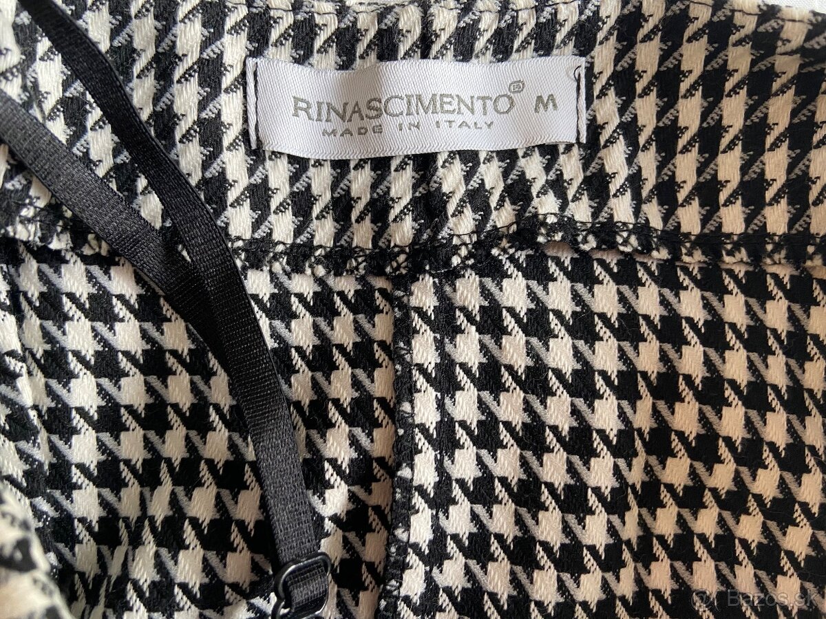 Dámske šaty zn. Rinascimento. - 2