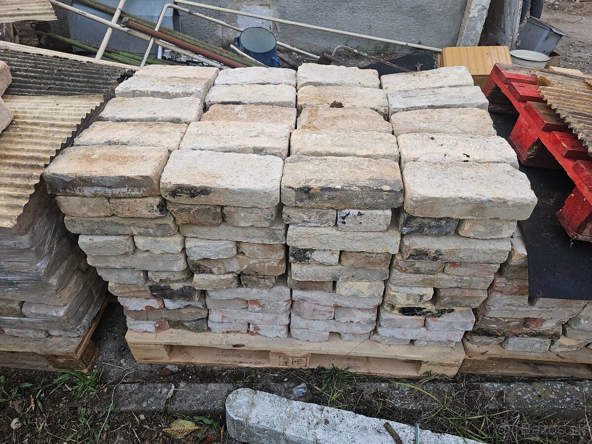Staré očistené tehly - 2