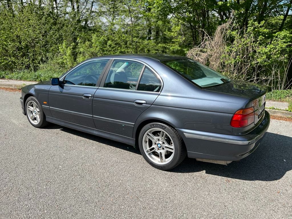 Bmw E39 rad 5 540i 4.4 V8 - 2