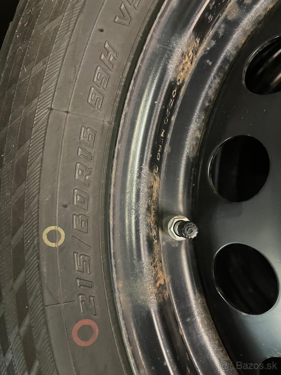 Predám pneu na Suzuki SX 4 - 2