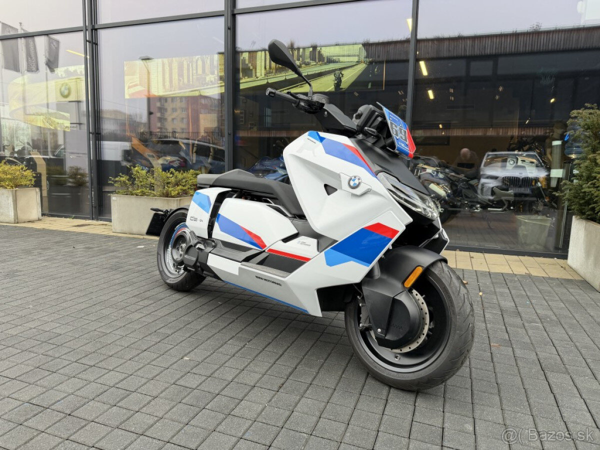 BMW CE 04 - VP skupiny B - 2