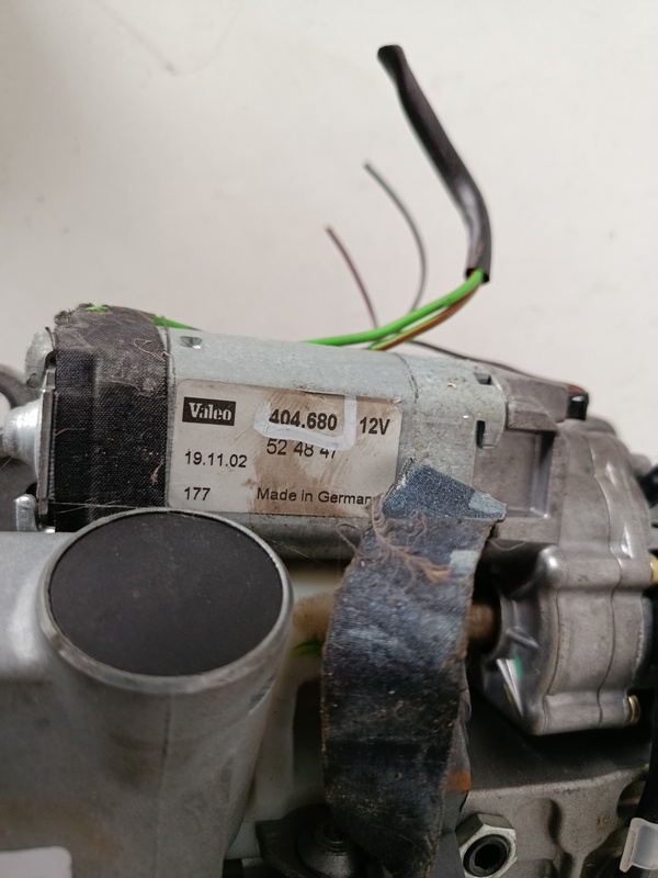 tyc riadenia volantu audi a8 404.680 60€ - 2