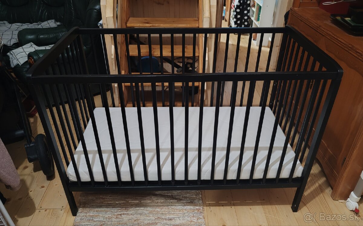 Detská postieľka s matracom - 2