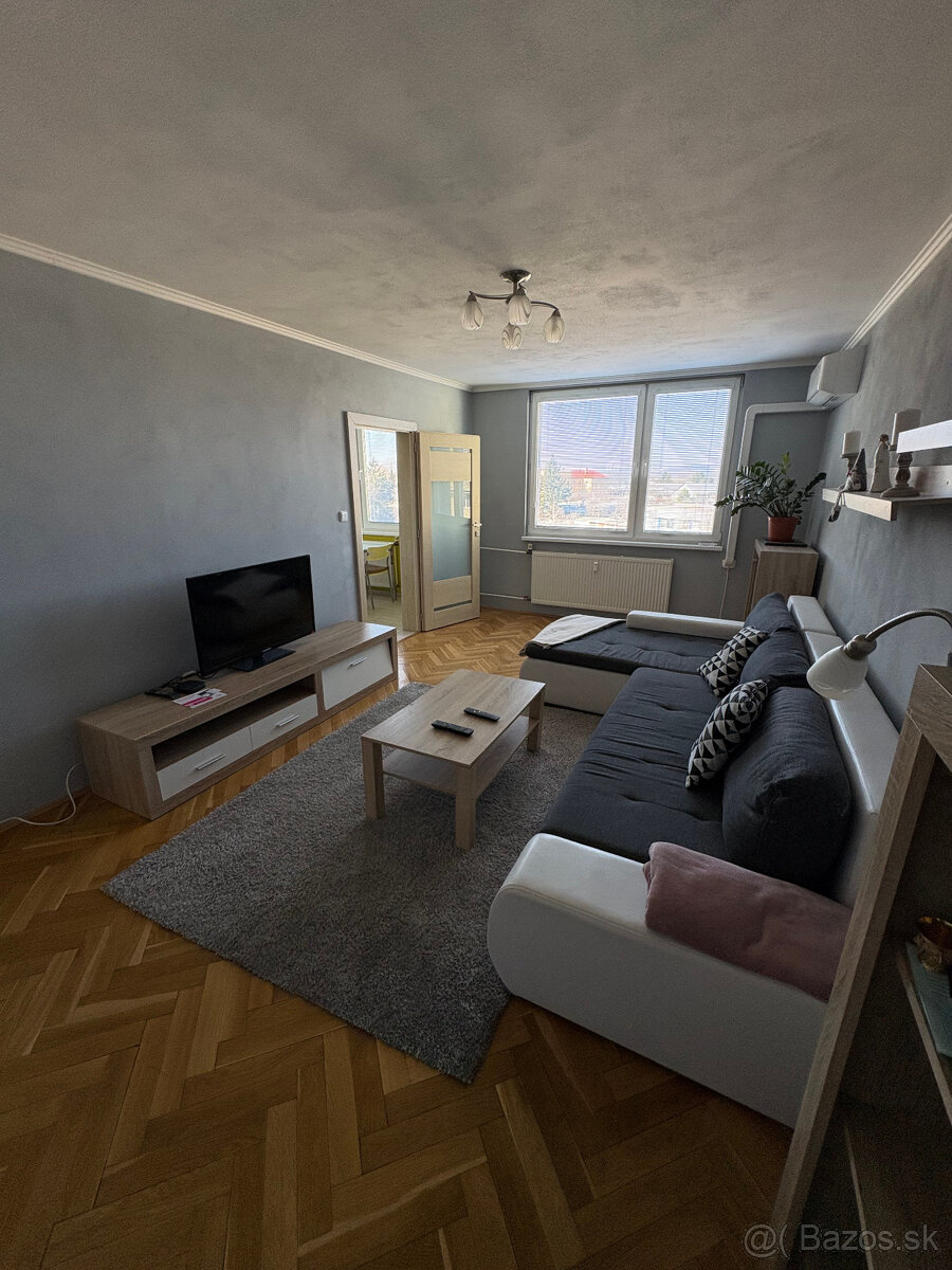 Predam 2 izbový byt - 2