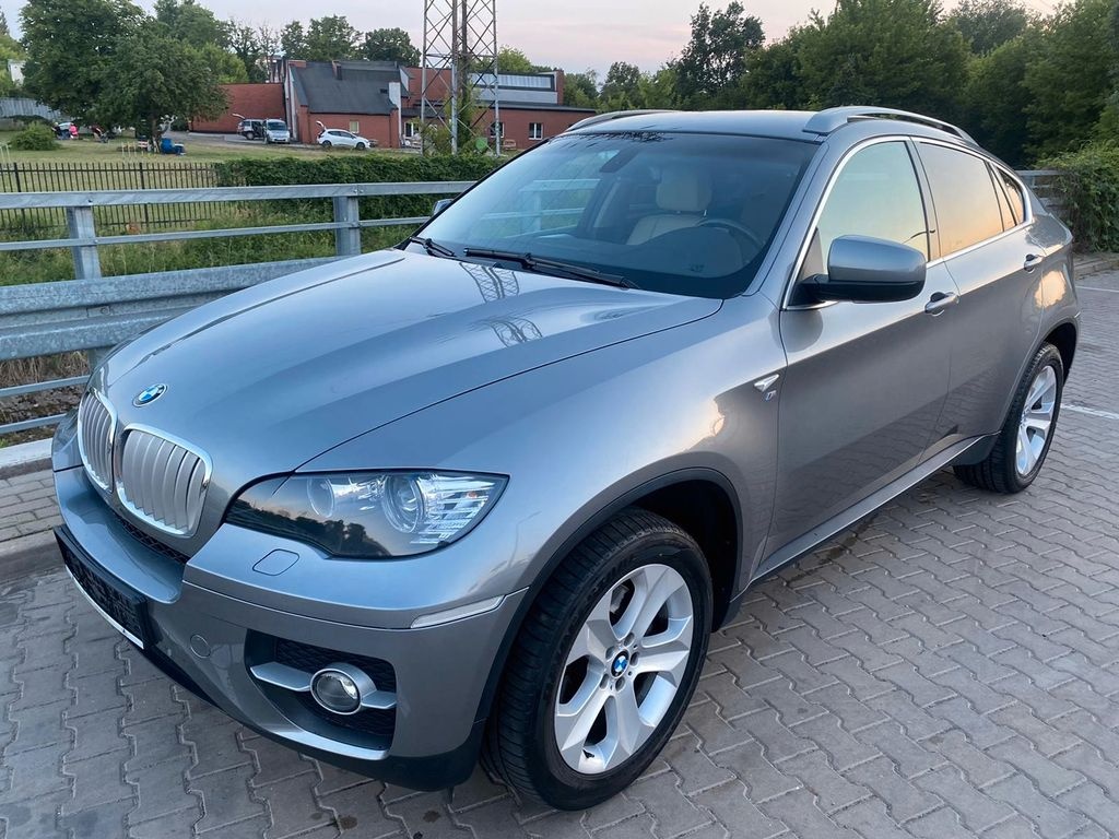 Rozpredam bmw X6 E71 5.0i - 2