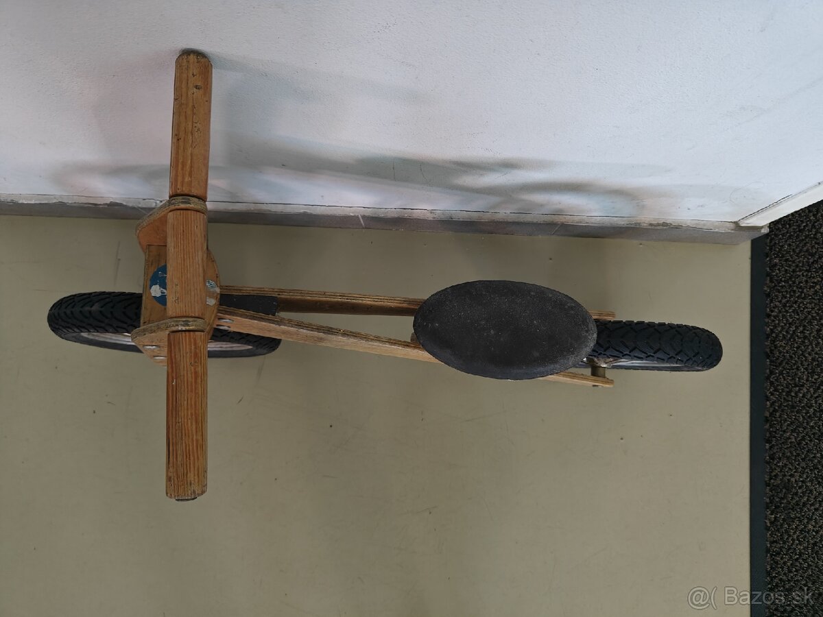 Drevené detské odrážadlo z preglejky - 2