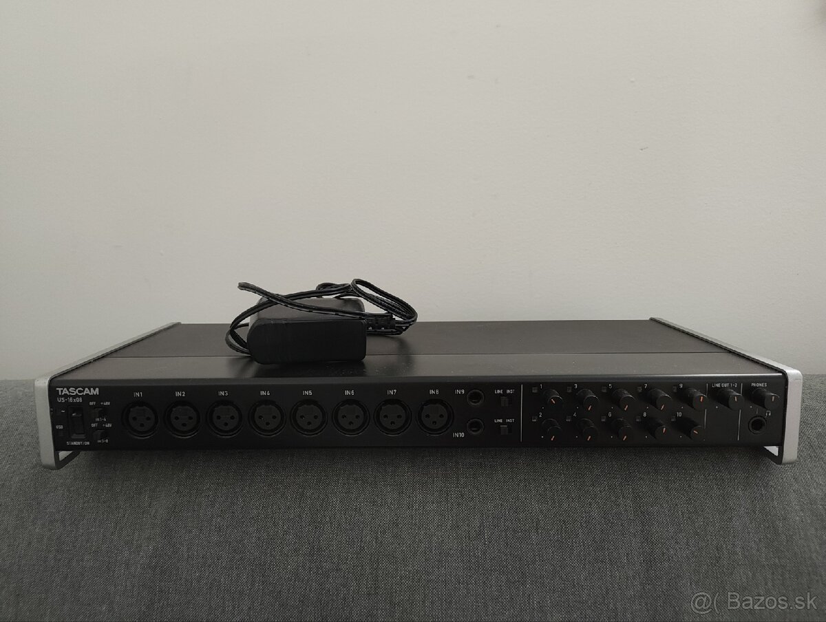 Tascam US-16x08 USB zvuková karta - 2