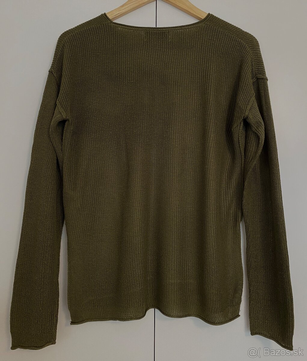 ZELENÝ SVETER - 2