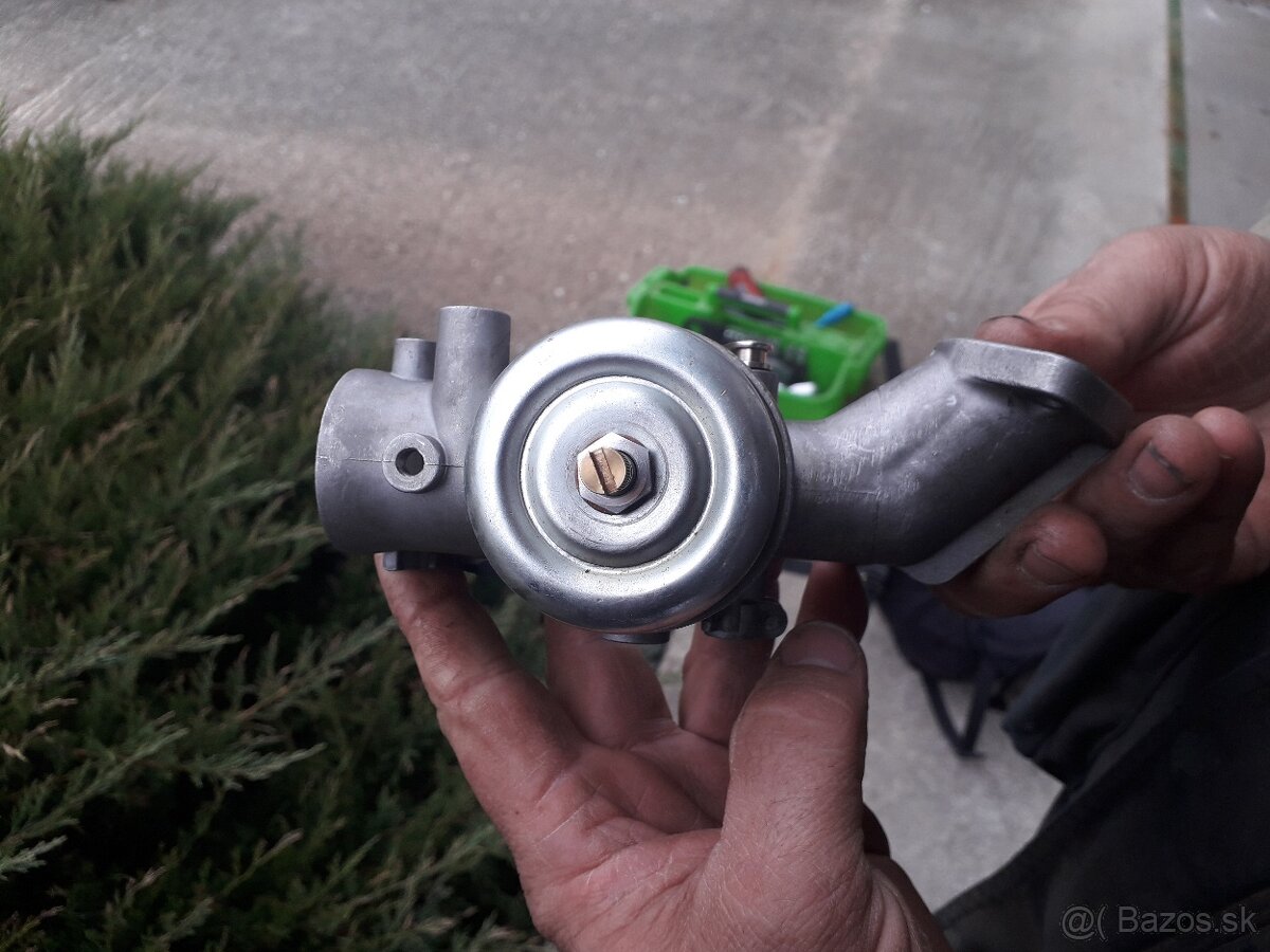 Predám karburátor - 2