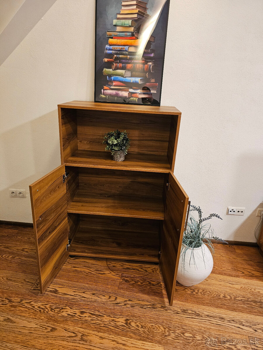 Predám vysokokvalitnú nepoužívanú skriňu - materiál EGGER - 2